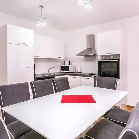 Dragan K2 - A2 Second Floor - Mpolo Apartament *