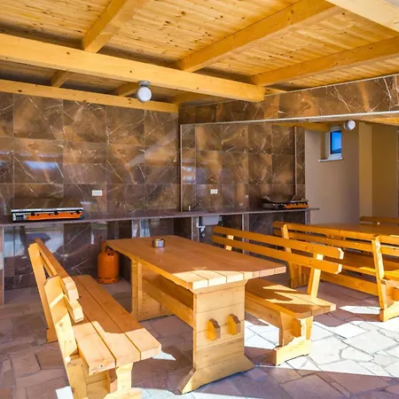 Dragan K2 - A2 Second Floor - Mpolo *