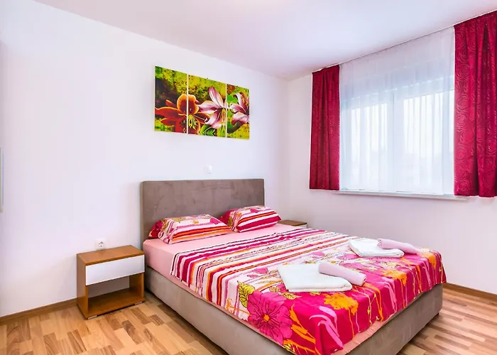 Dragan K2 - A2 Second Floor - Mpolo