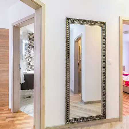 Dragan K2 - A2 Second Floor - Mpolo * Medulin