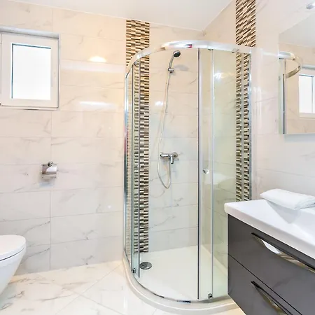 Apartment Dragan K2 - A2 Second Floor - Mpolo